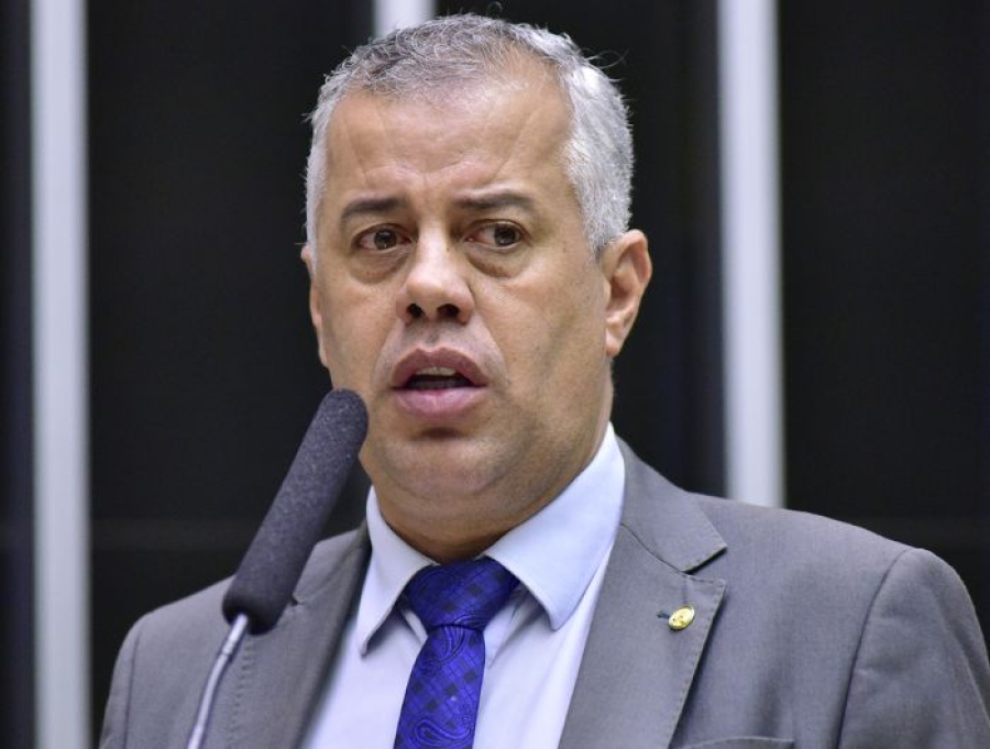 Evair de Melo reage a fala de Lula e pede convocação de ministros para explicações sobre frase pró-traficantes