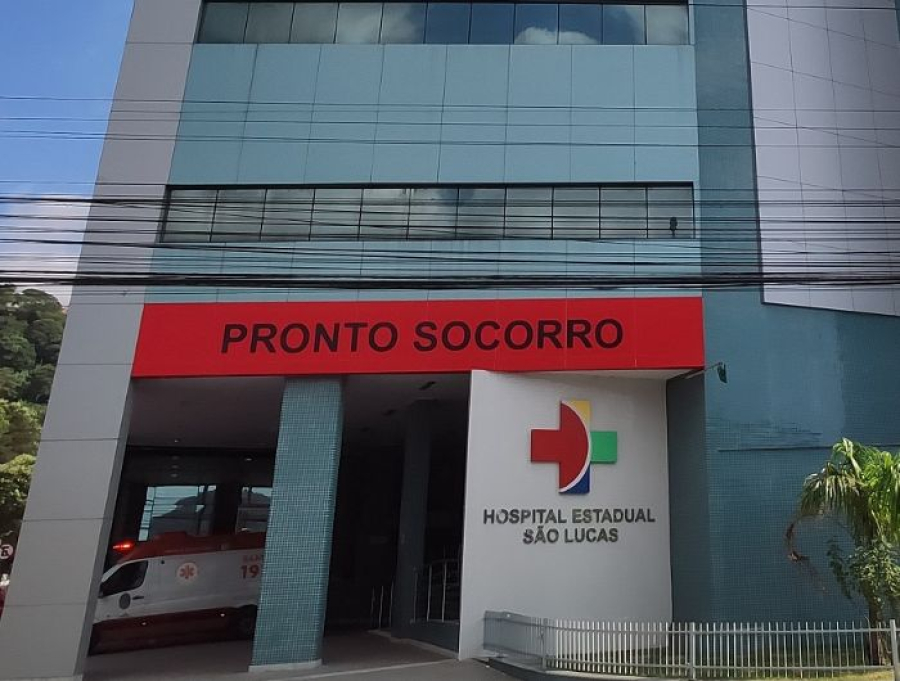 Paciente é preso após atacar técnicas de enfermagem no Hospital Estadual de Urgência e Emergência, em Vitória