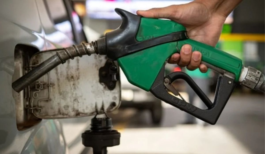 Gasolina dispara na Grande Vitória e já se aproxima de R$ 7