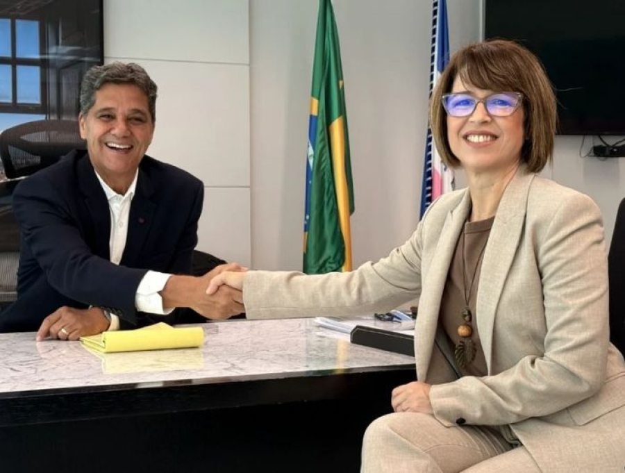 Ferraço anuncia Andréa Guzzo para comandar a Secretaria da Educação no Espírito Santo