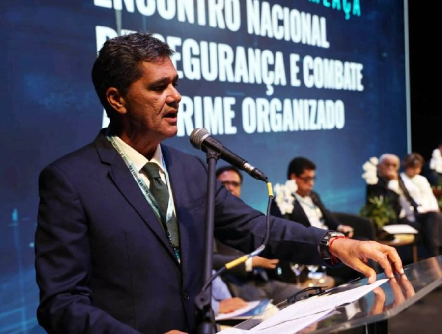 Governador defende endurecimento da lei e ação conjunta com a União no combate ao crime organizado