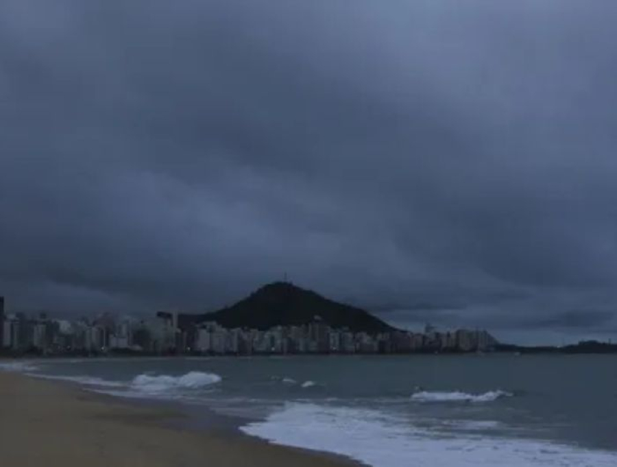 Inmet emite alerta de tempestade com risco de granizo para 54 cidades do Espírito Santo