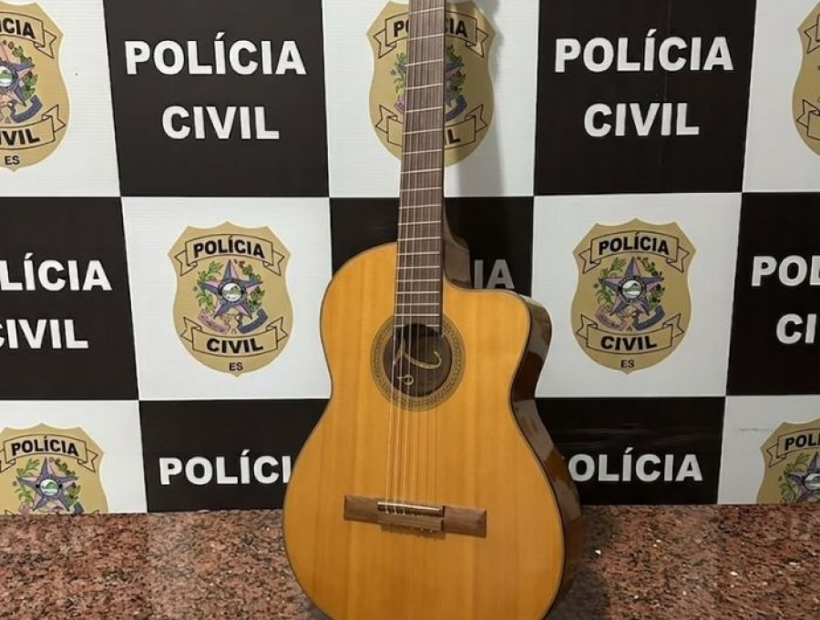 Polícia Civil prende três homens por furto, coação e receptação e recupera violão furtado em Marataízes  