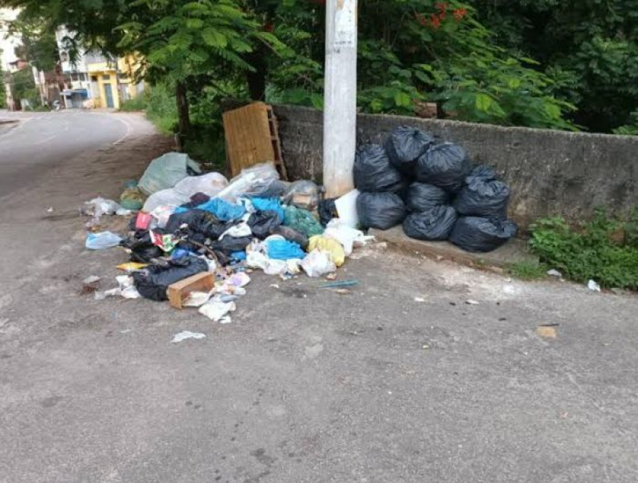 Após suspensão da paralisação nacional, coleta de lixo é retomada em Cachoeiro