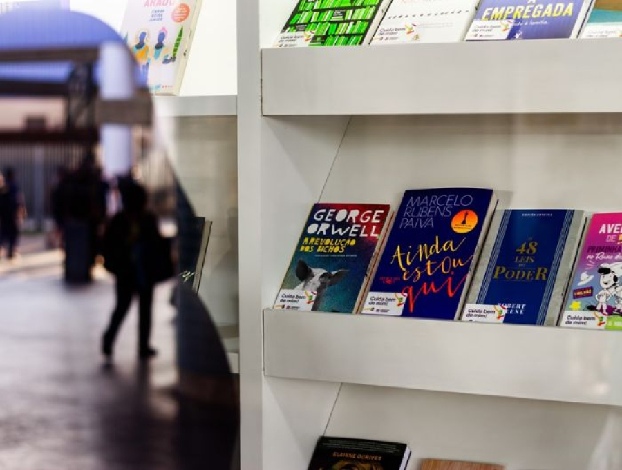 Biblioteca Transcol começa a distribuir na sexta-feira (26) livros indicados pelos leitores