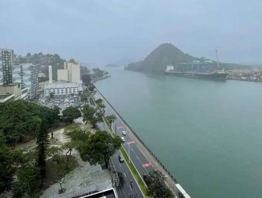 Frente fria perde força e chuva deve dar trégua no Espírito Santo