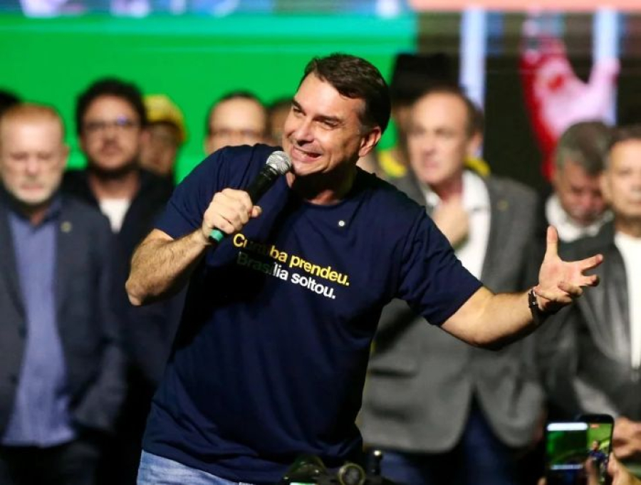 Flávio Bolsonaro participa de encontro do PL no Espírito Santo na próxima semana
