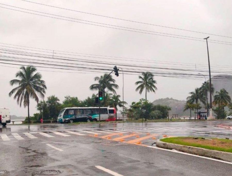 Inmet alerta para tempestades e chuvas intensas em 42 cidades do ES