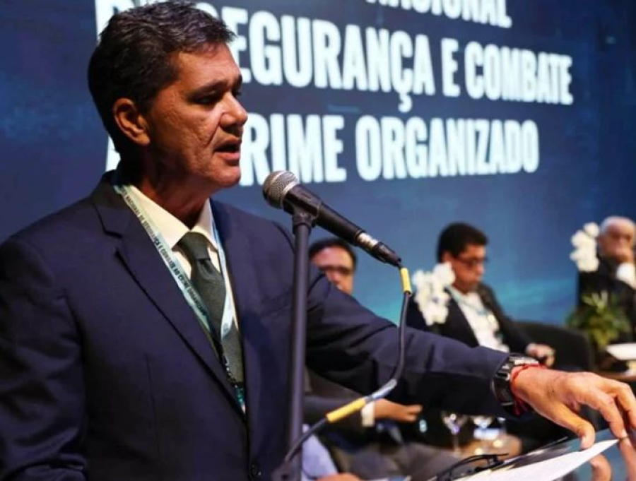 Ricardo Ferraço mira reforma tributária e combate a facções em debate no ES