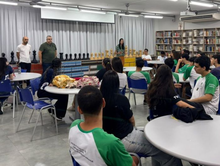 Estudantes conhecem oportunidades de empreendedorismo e crédito de até R$ 5 mil em Cachoeiro