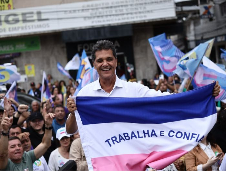 Governador Ricardo arrasta multidão em Cachoeiro de Itapemirim e fortalece clima de virada na Região Sul